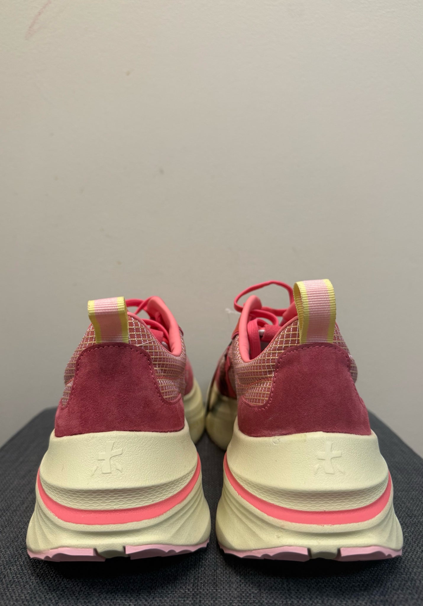 PREMIER AMOUR 9 Pink Sneakers