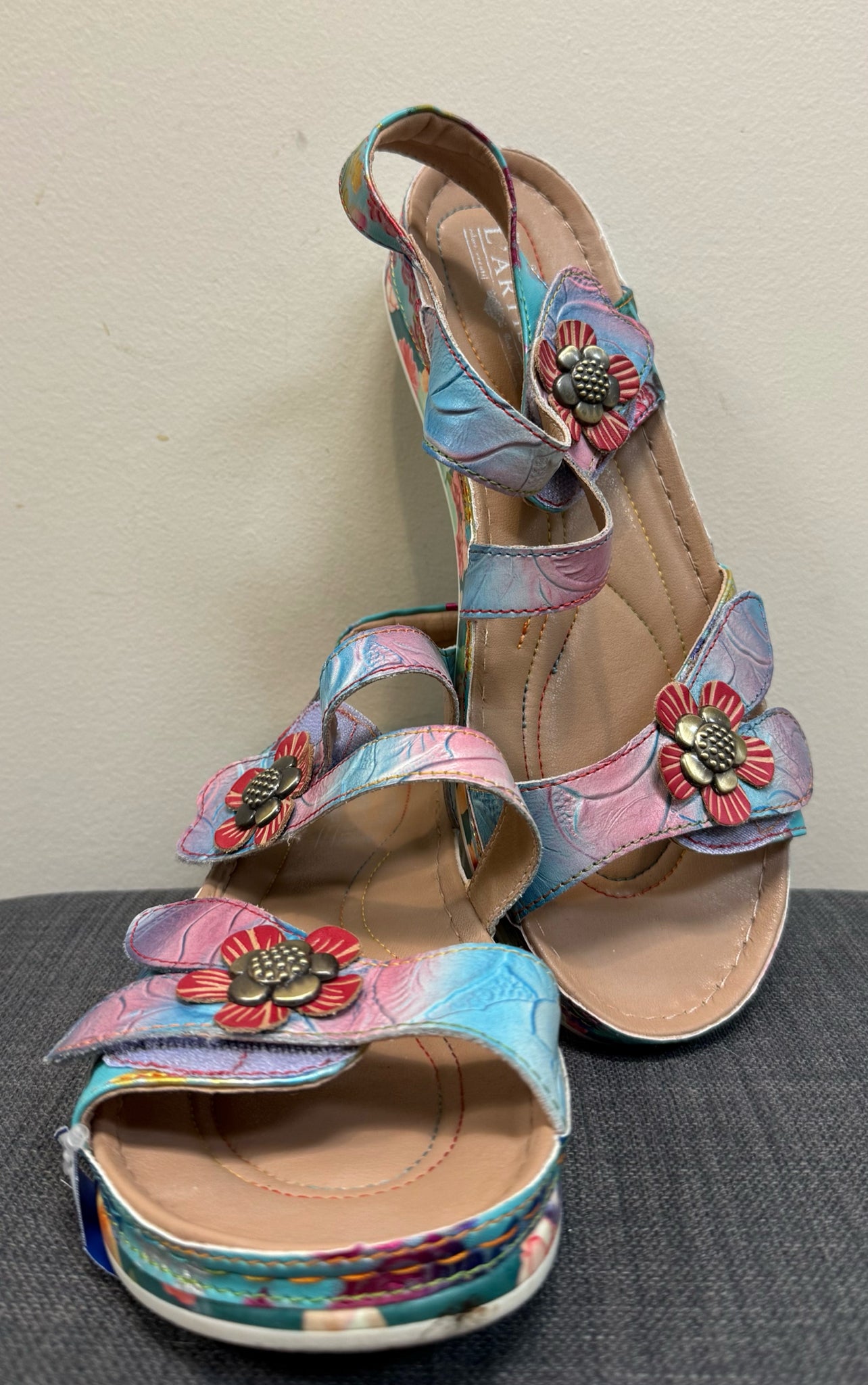 8 L'ARTISTE BLUE AND PURPLE FLORAL Sandals