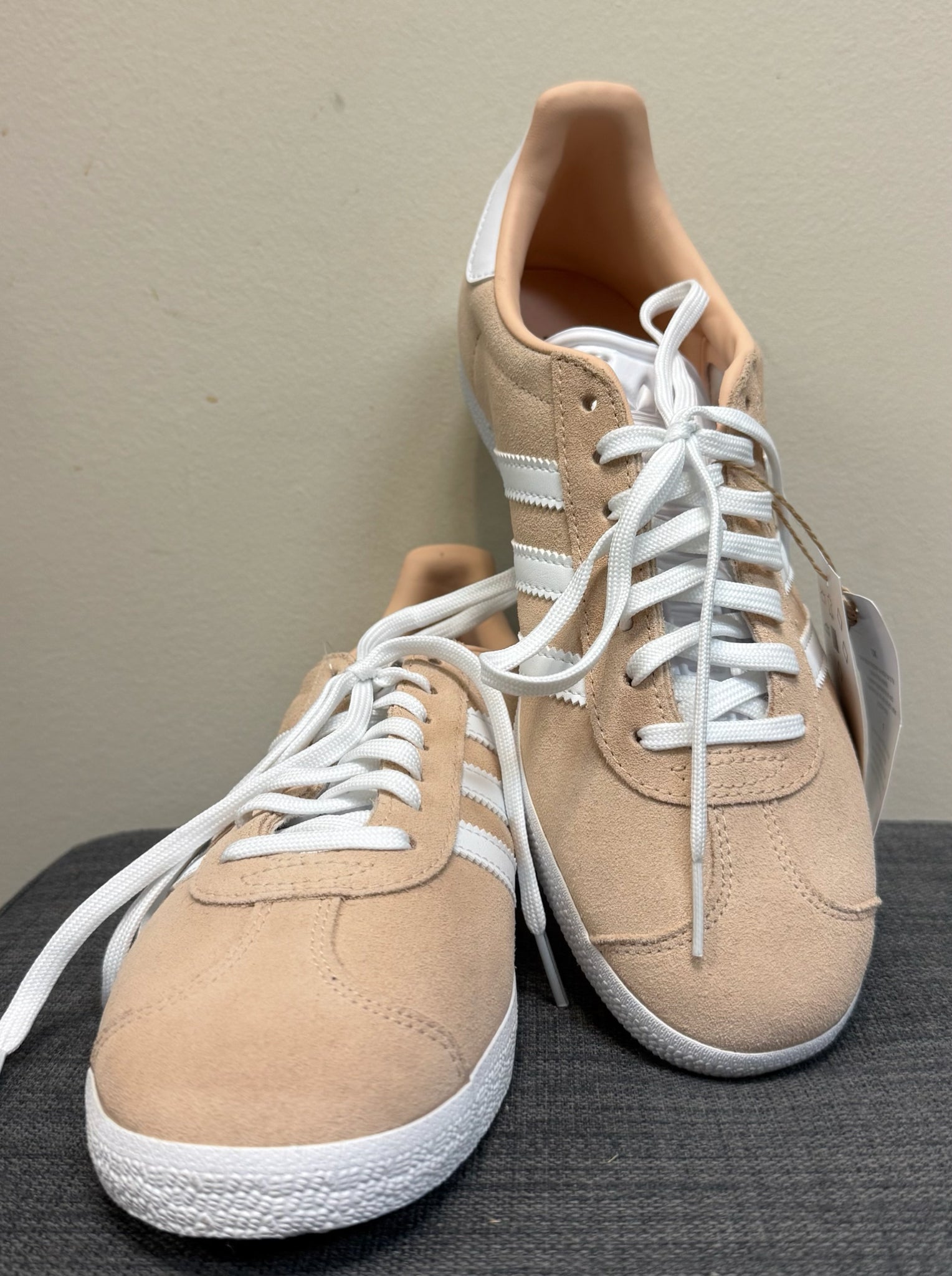 7.5 ADIDAS Peach Sneakers