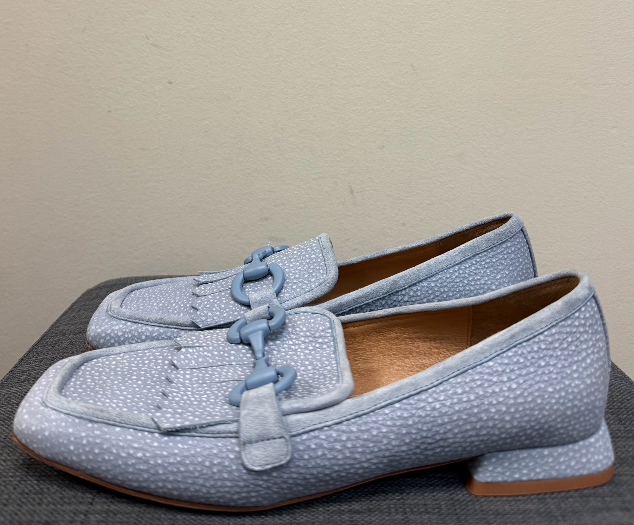 6 DONALD J PLINER Light Blue SHOES