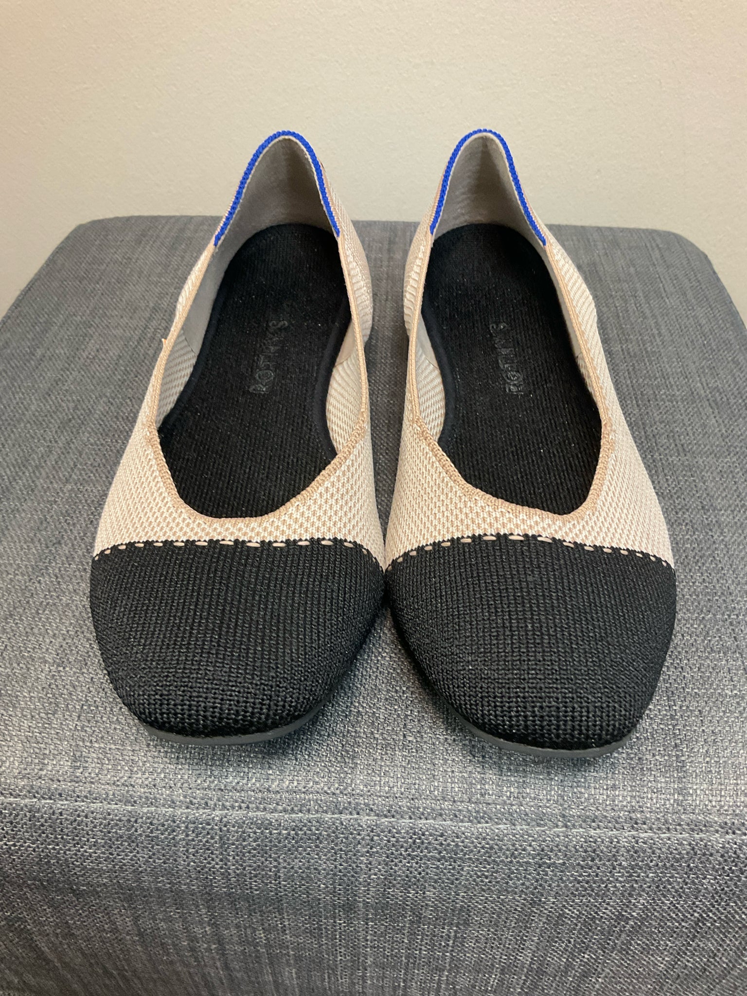 ROTHY'S 9 TAN AND BLACK SHOES