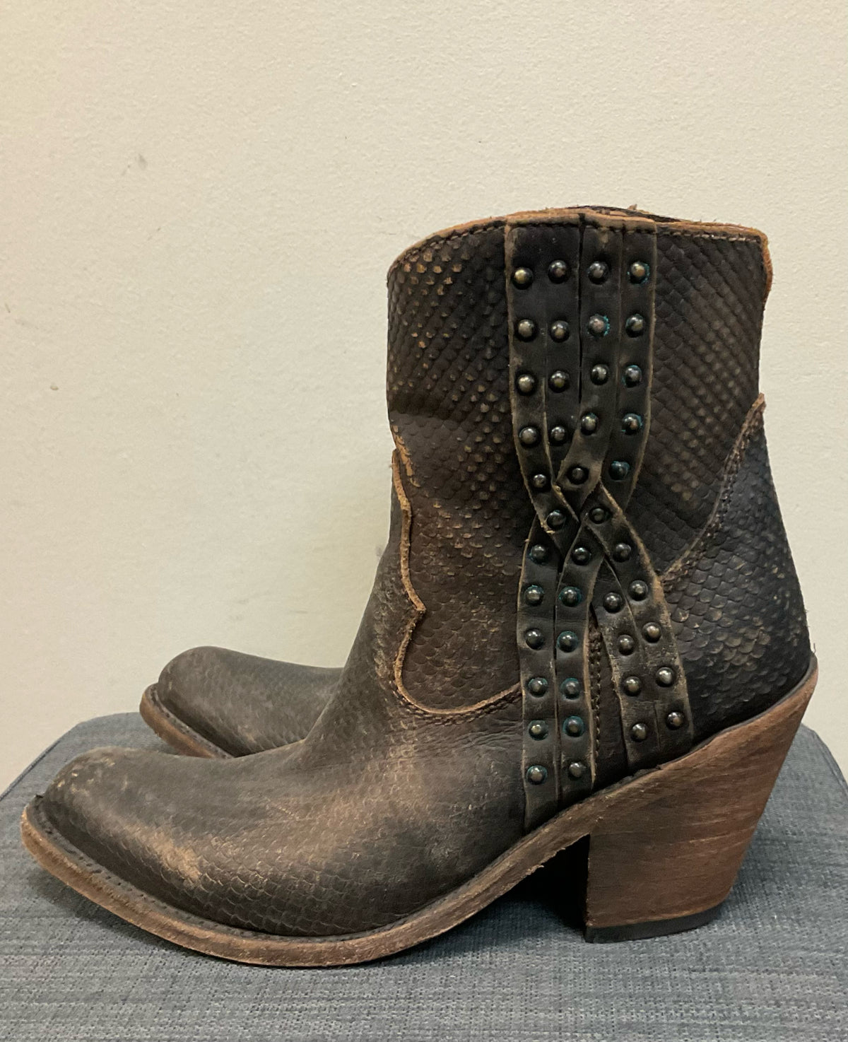 7 LIBERTY BROWN Brown Boots