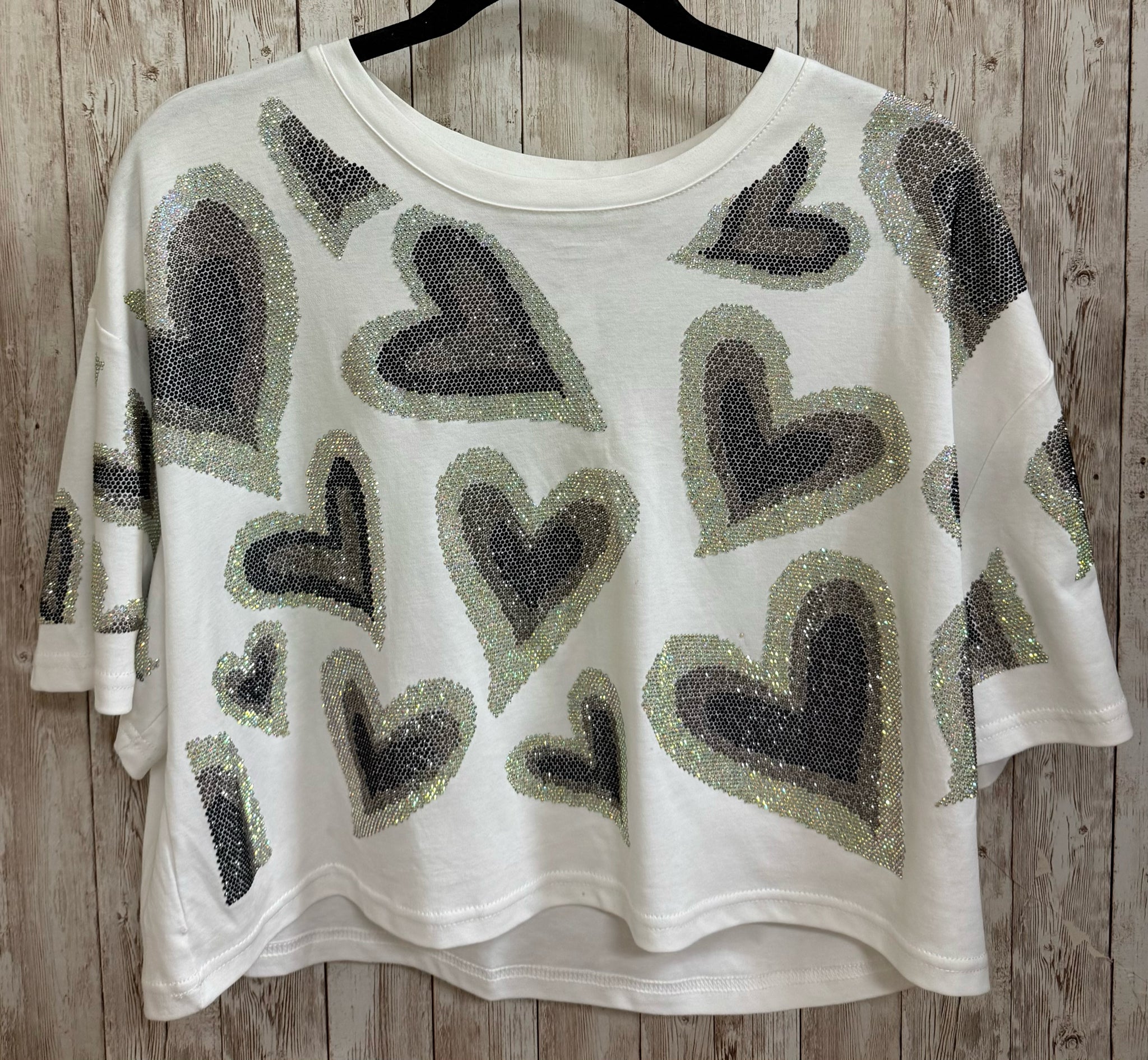 Size M AKIRA White Print Top