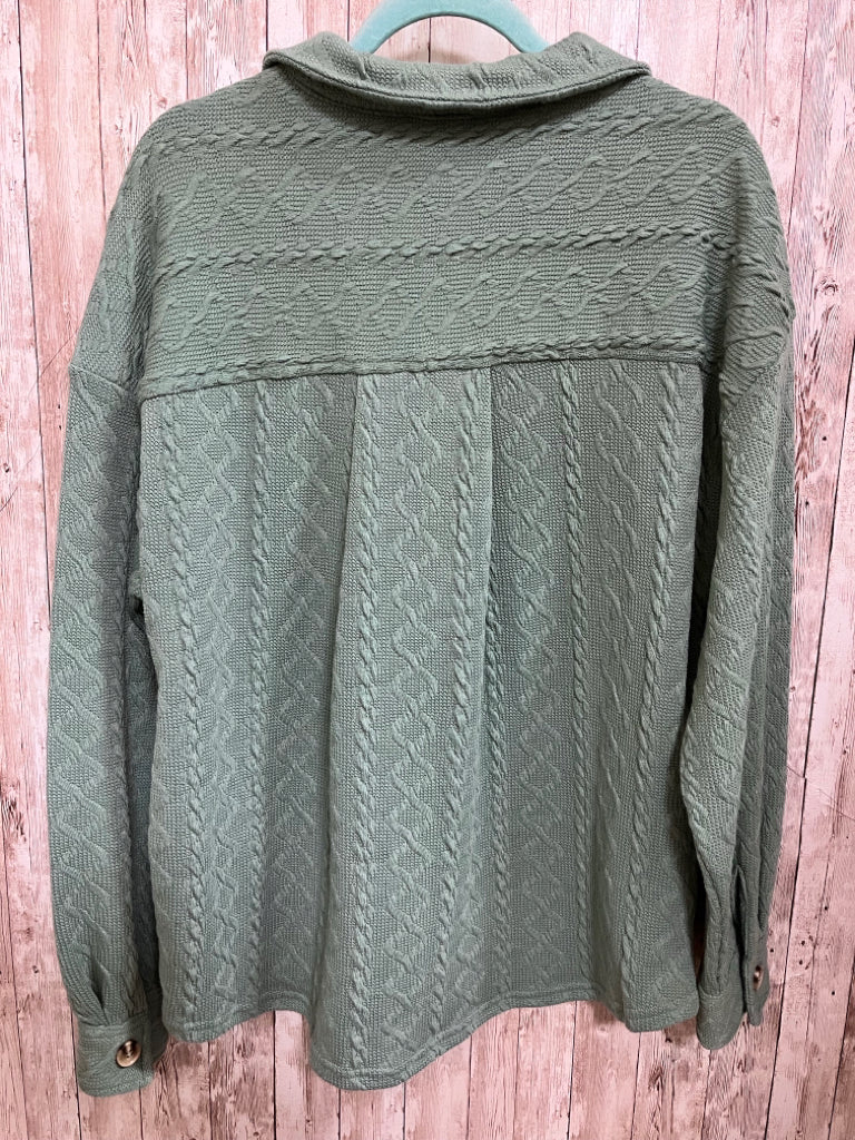 Size L NEW IN Green Top