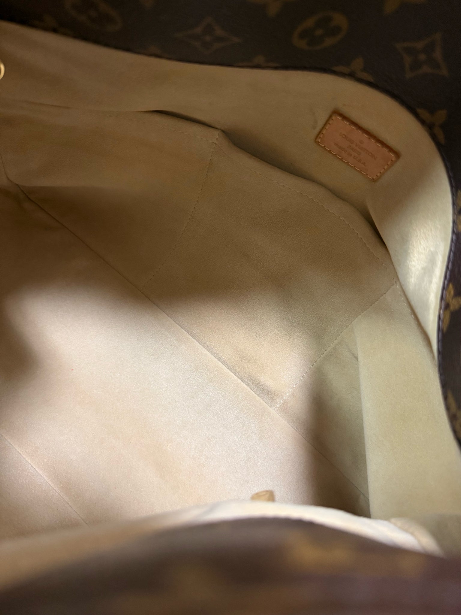 LV Tote