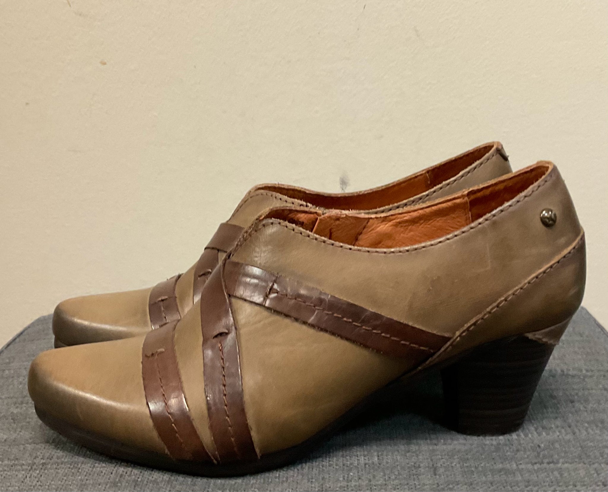 5.5 PIKOLINOS LIGHT BROWN SHOES