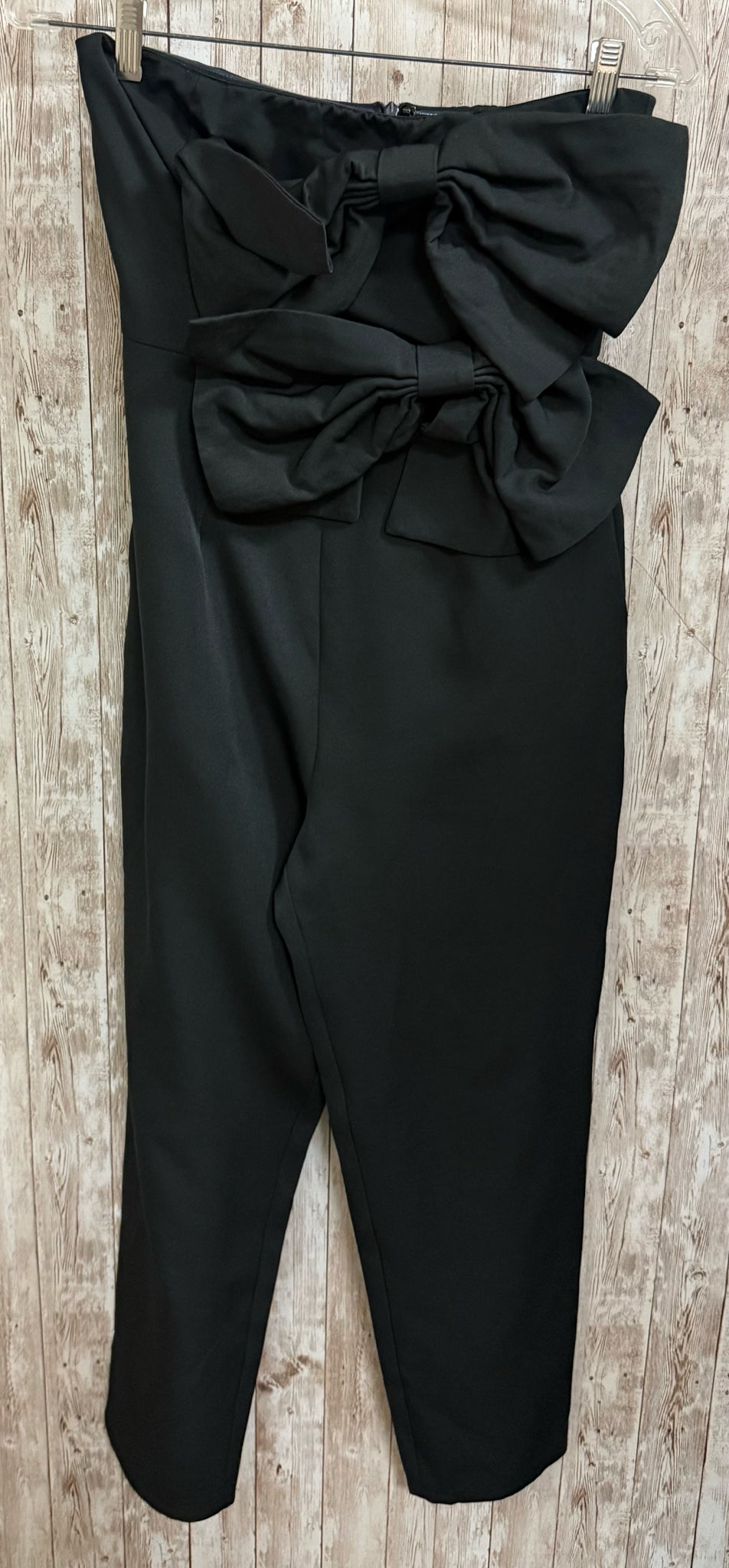 Size M DO & BE Black Jumper