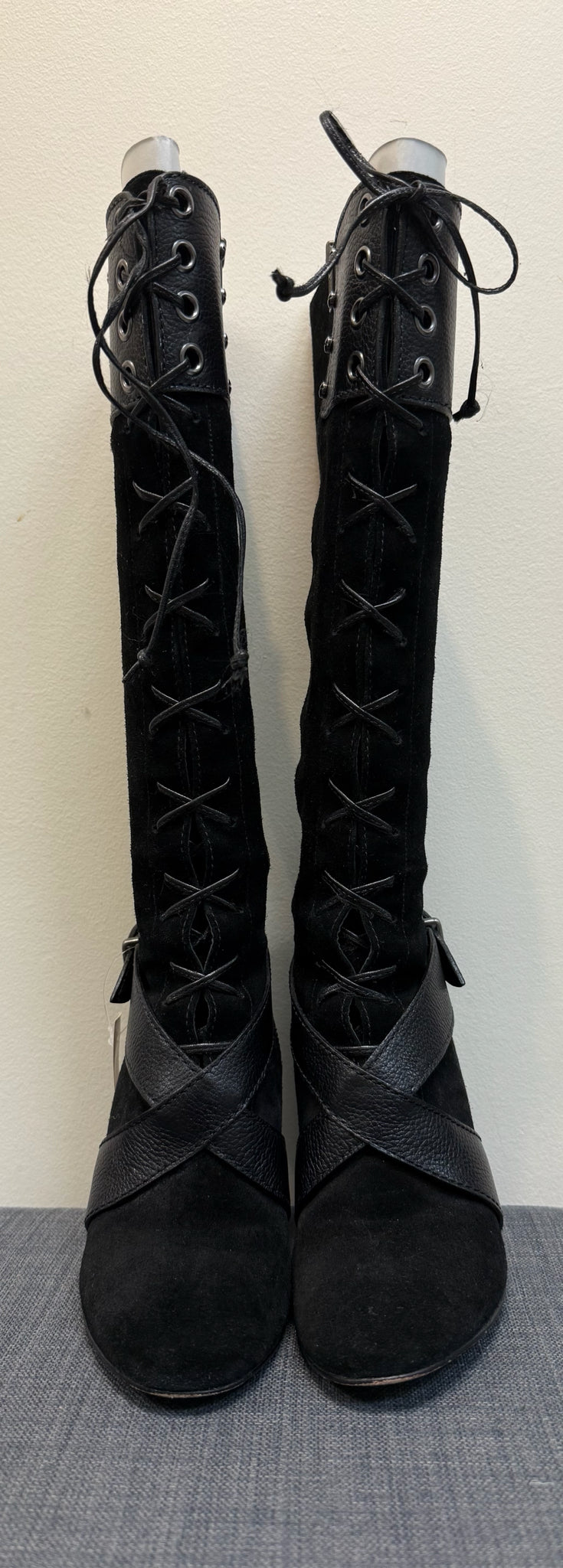 7 COLE HAAN Black Boots