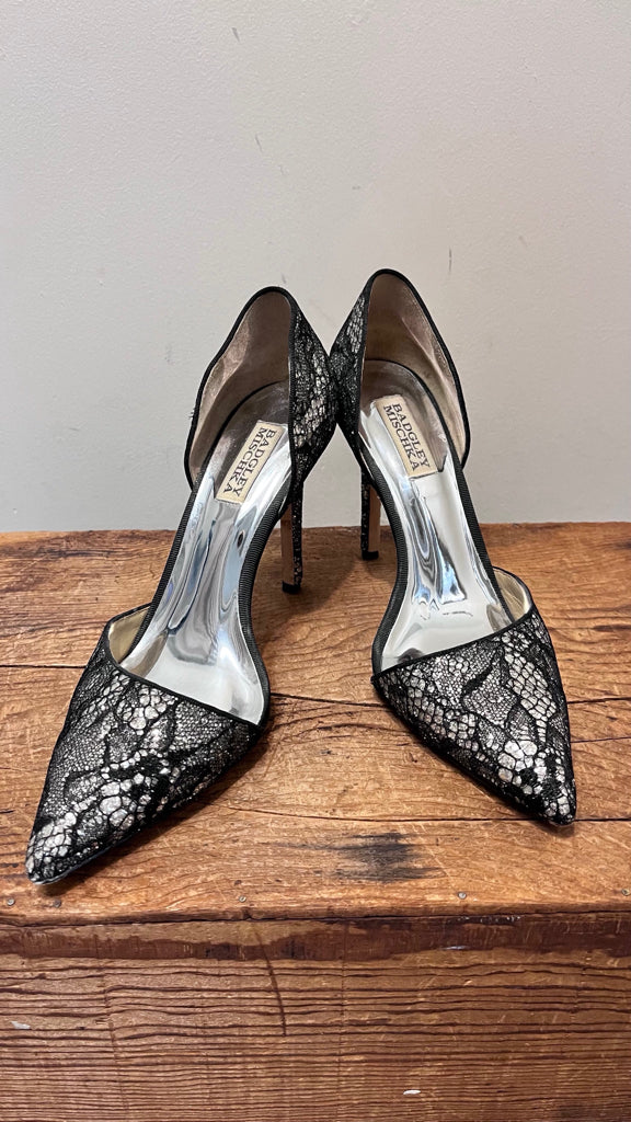 8.5 BADGLEY MISCHKA Black and Silver SHOES