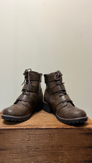 11 BOC Brown Boots