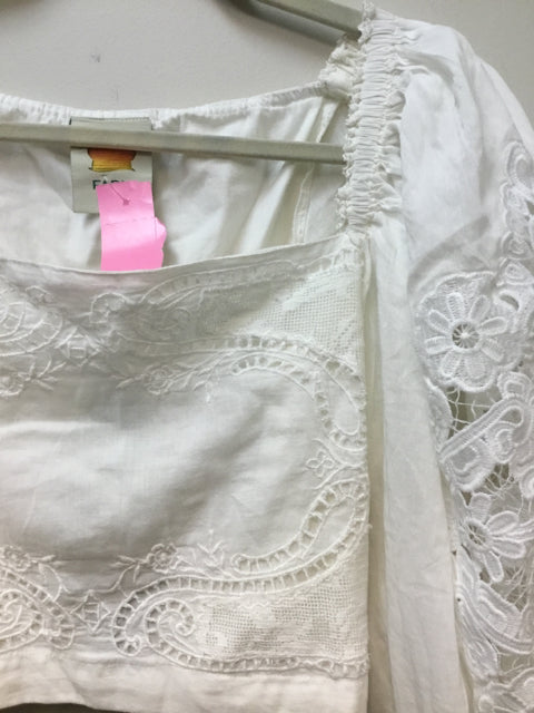 Size XS FARM RIO White Top