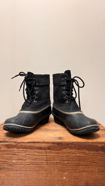 7.5 Black SOREL Boots