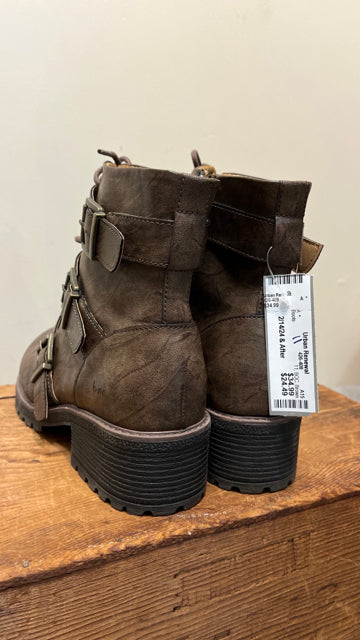 11 BOC Brown Boots